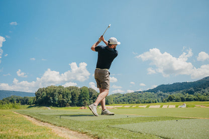 5 x 5 Super Tee Golf Mat, Holds Real Wooden Tees, with Shock-Absorbent Foam